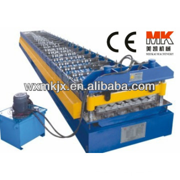 Colored roof panel roll forming machine